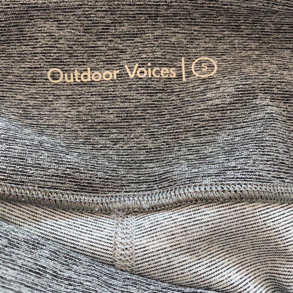 Outdoor voices crop leggings - Picture 4 of 4